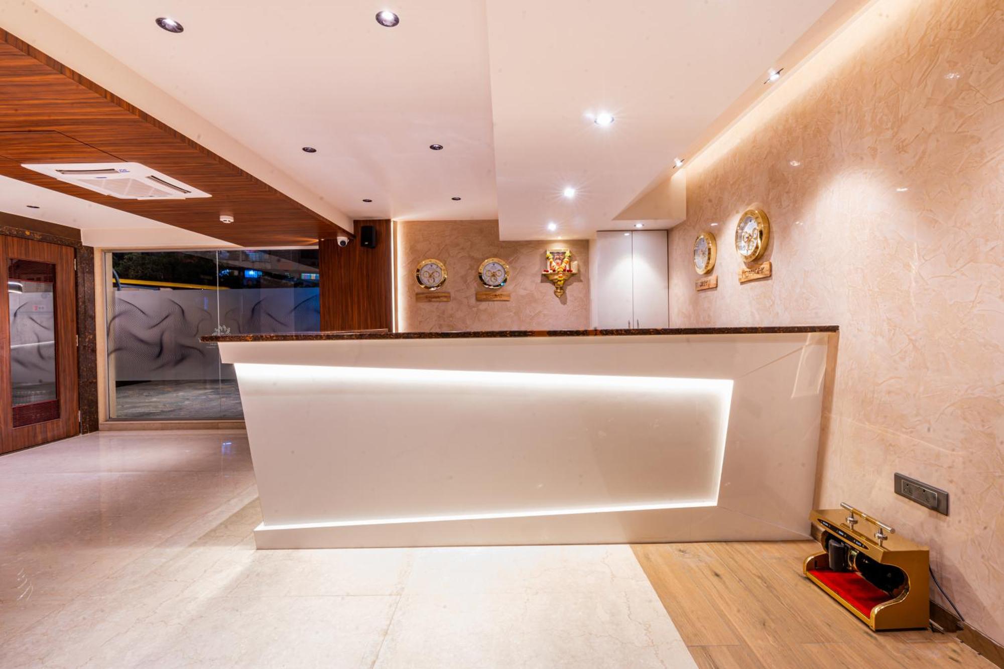 Treebo Premium Heritage Grand -Majiwada Thane Exterior foto